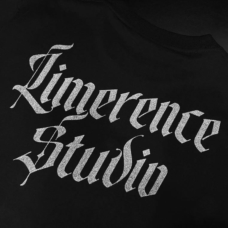 LIMERENCE Slay Logo in kim tuyến