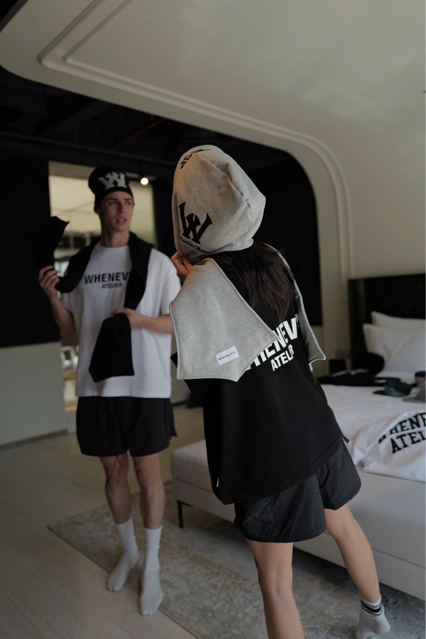 "WHENEVER' PATCHWORK HOODED SCARF / PREMIUM GREY